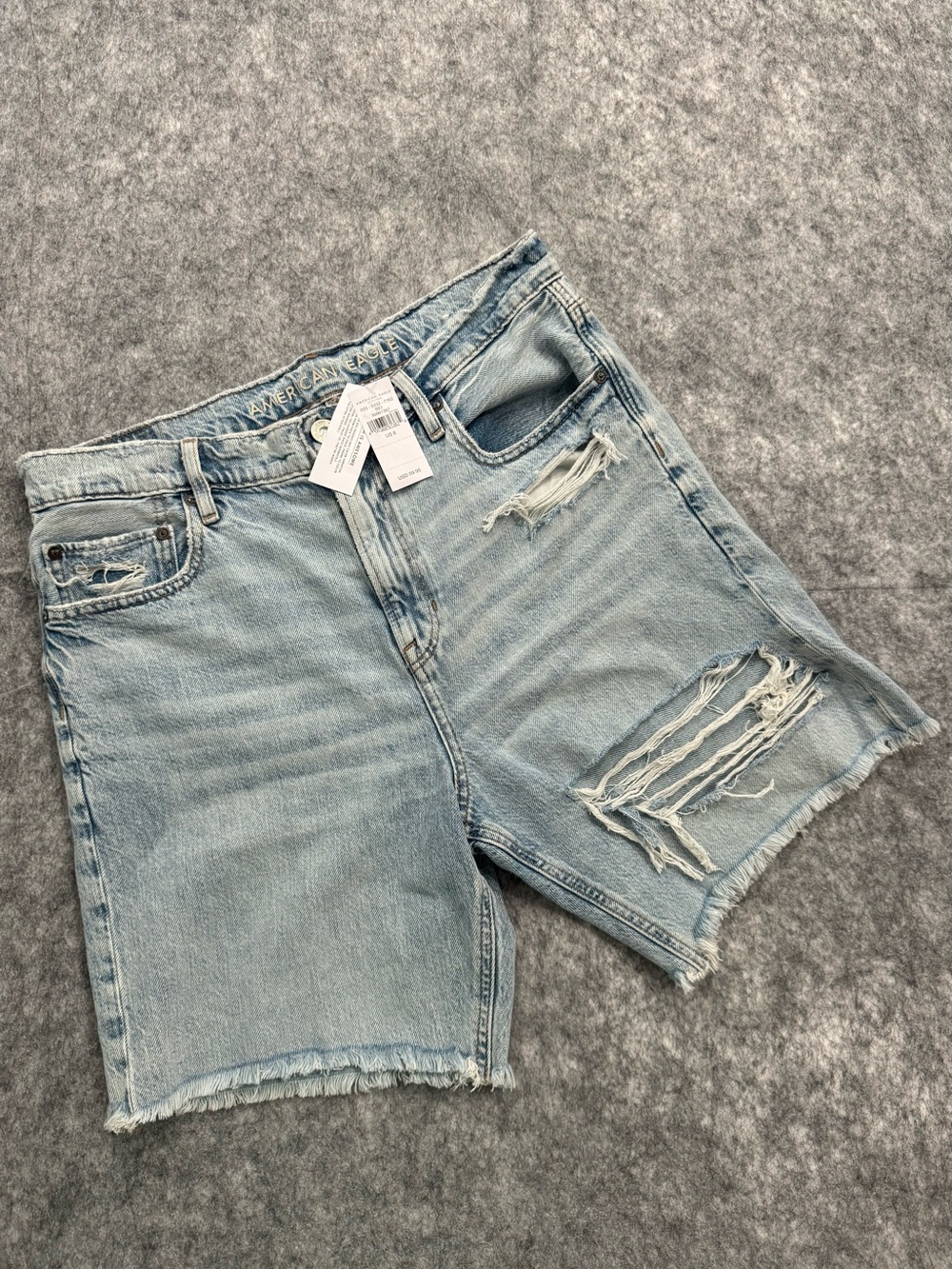 American Eagle Baggy Distressed Skater Jorts